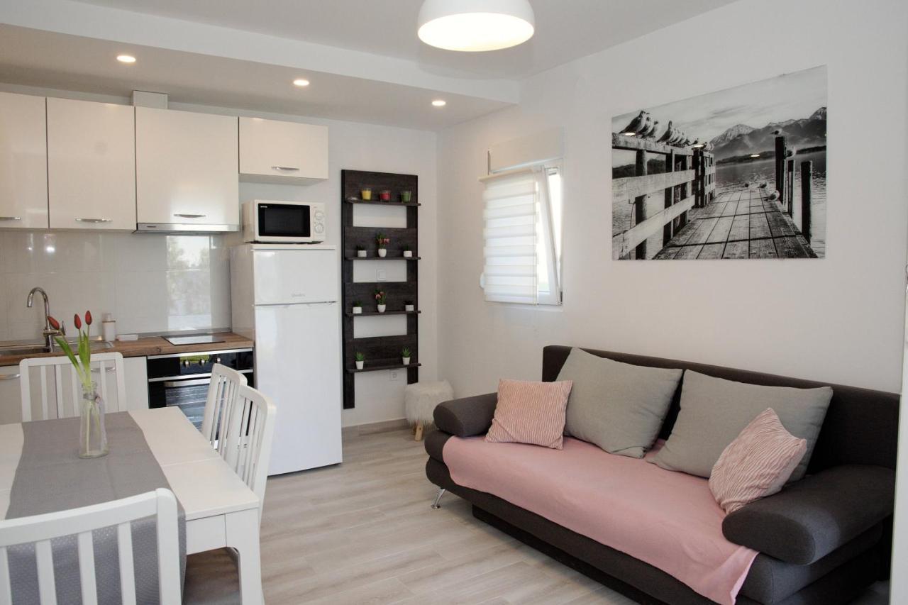 Apartments By The Sea Kozino, Zadar - 5803 Exterior foto