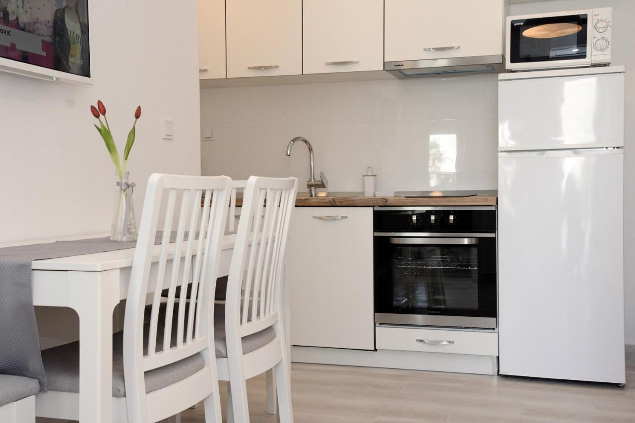 Apartments By The Sea Kozino, Zadar - 5803 Exterior foto